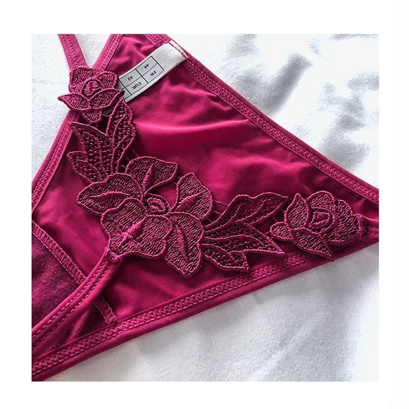 Floral Lace Temptation Thong – Ultra-Thin & Sexy T-Back